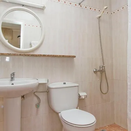 San Valentin & Terraflor Park بلايا ديل إنغلز
